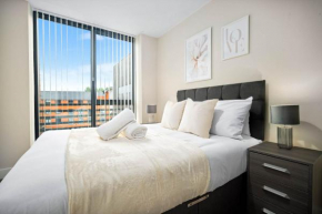 New Luxury Two Bedroom Apartment - City Centre - Netflix - Wifi - Top Rated - JQ 8AH